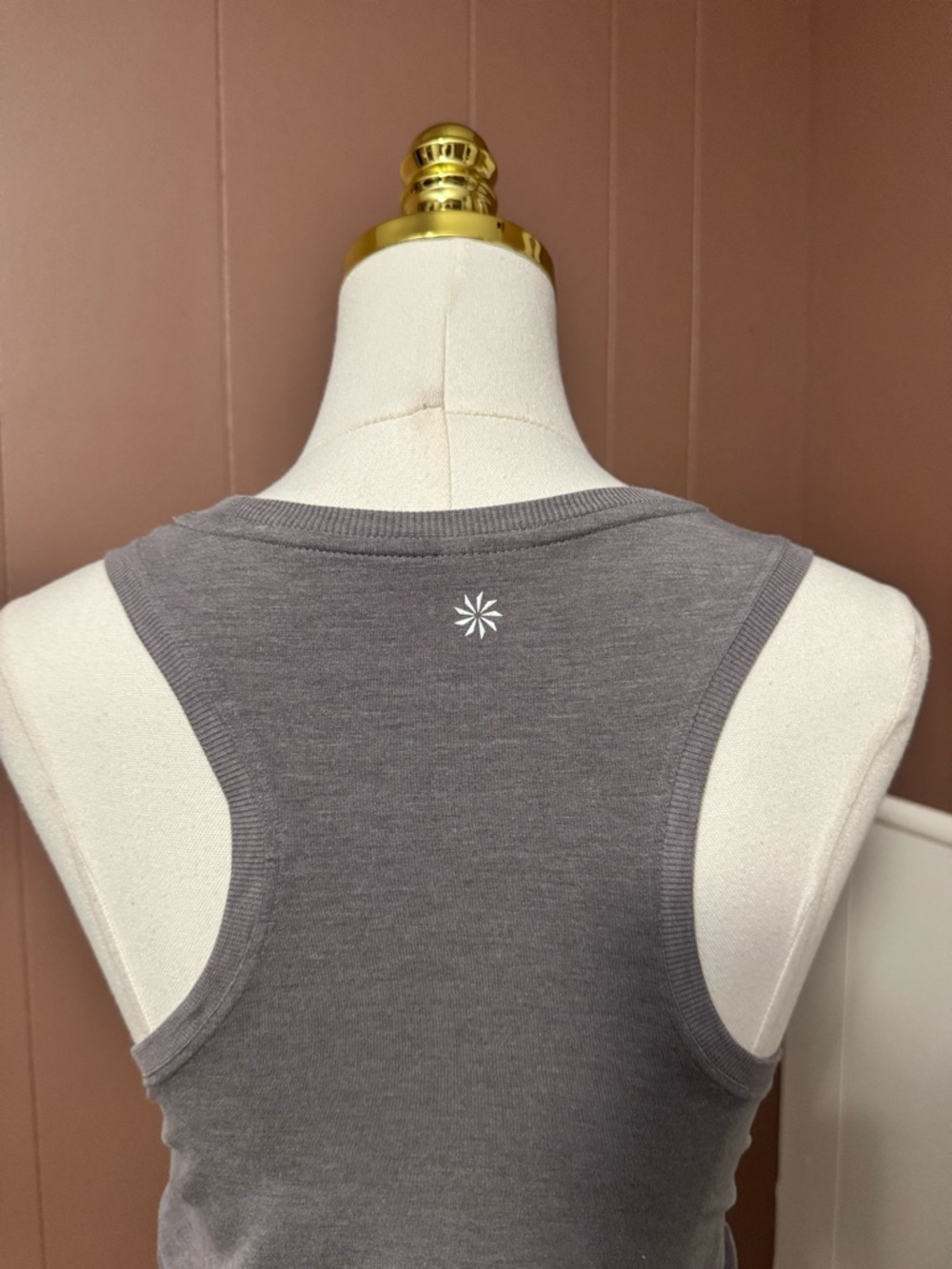 Athleta Gray Scoop Neck Ruched Tank Top - Picture 7 of 12
